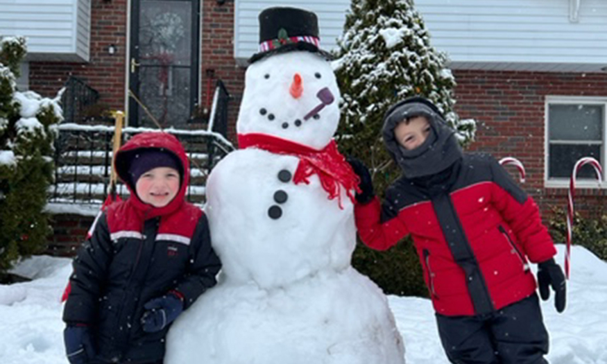 Students with snowman