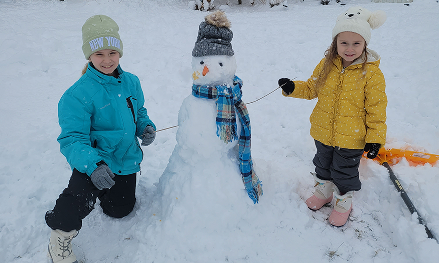 Students with snowman