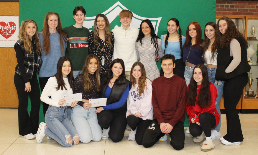 Students pose for group photo