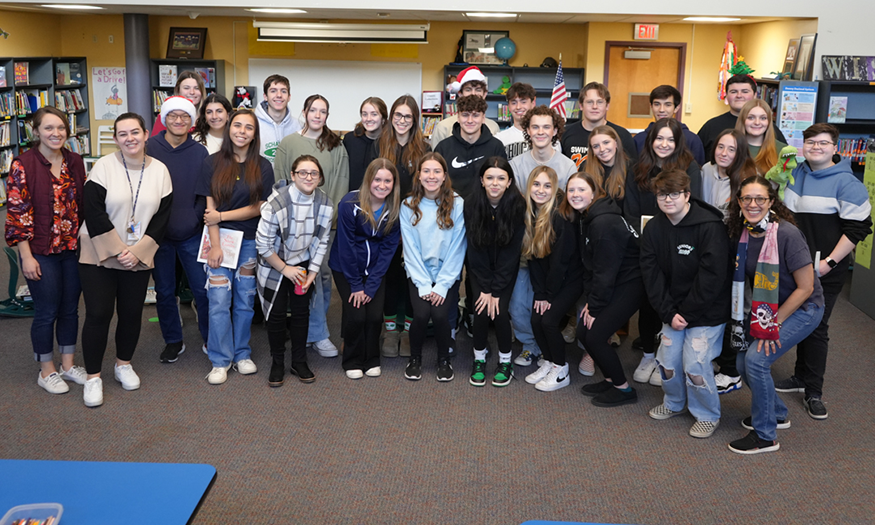 Group photo of high school students