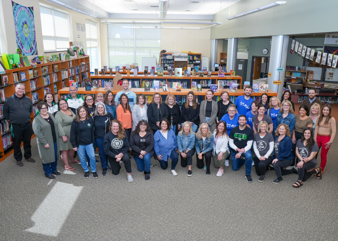 Group photo of faculty and staff