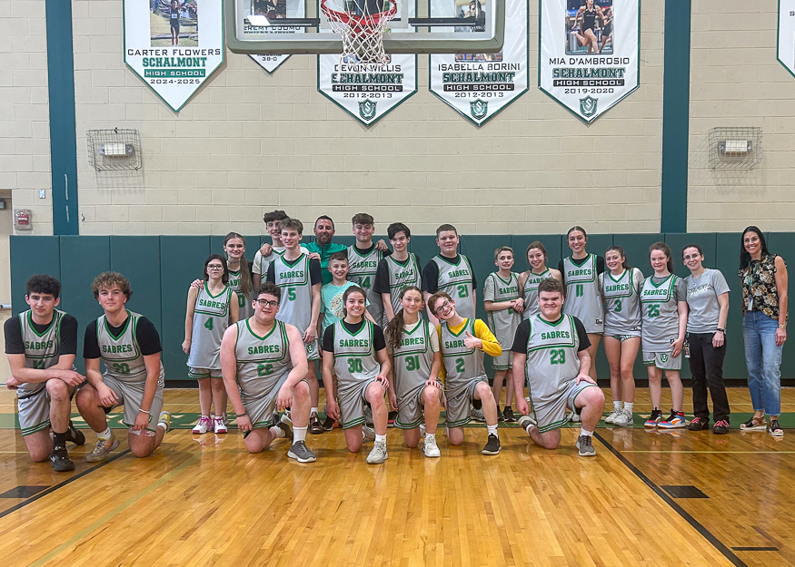 Group photo of basketball team