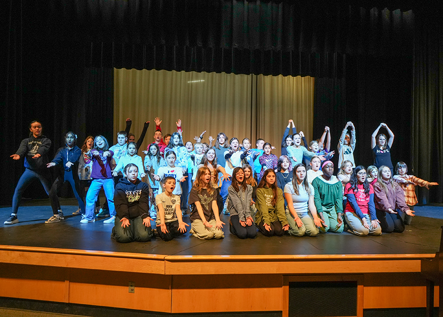 Students rehearse musical