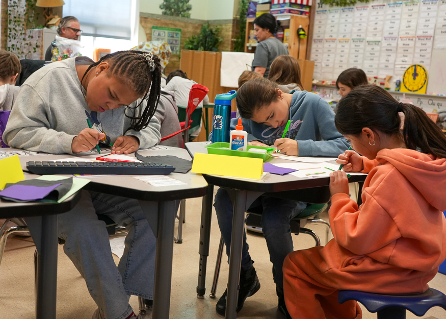 Students enjoy crafts