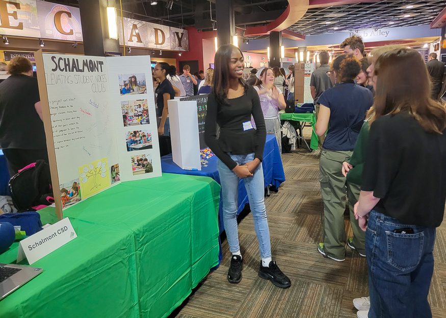 Student shares presentation